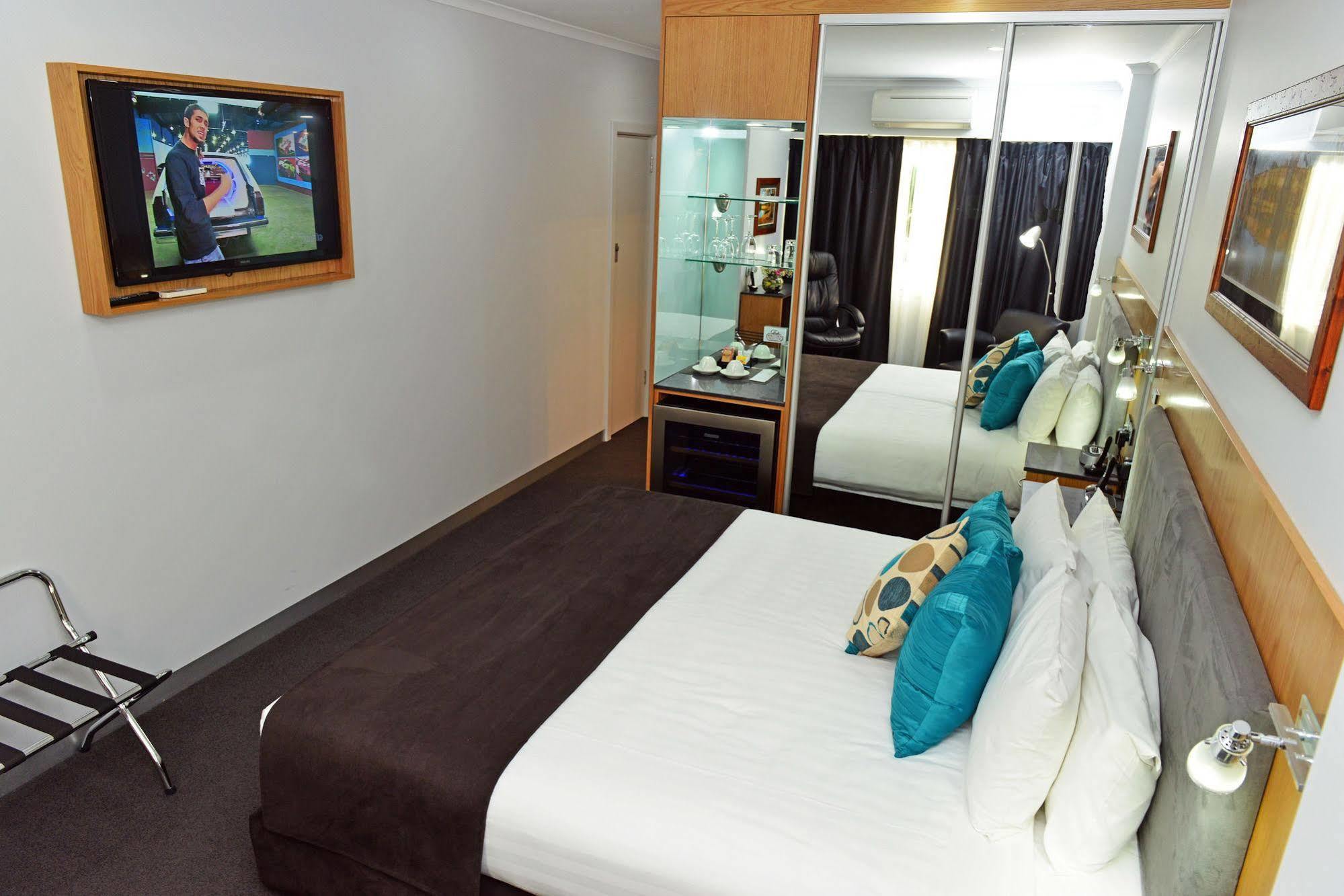 Waikerie Hotel Motel Екстер'єр фото